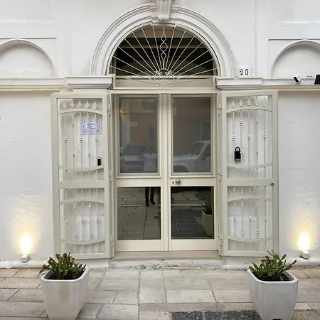 Residenza La Casetta - Casa Indipendente In Centro Foggia Buitenkant foto