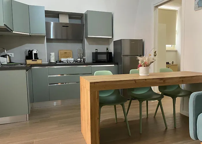 Residenza La Casetta - Casa Indipendente In Centro